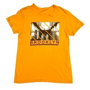 ESSEX Yellow Distressed Brooklyn Bridge T-shirt